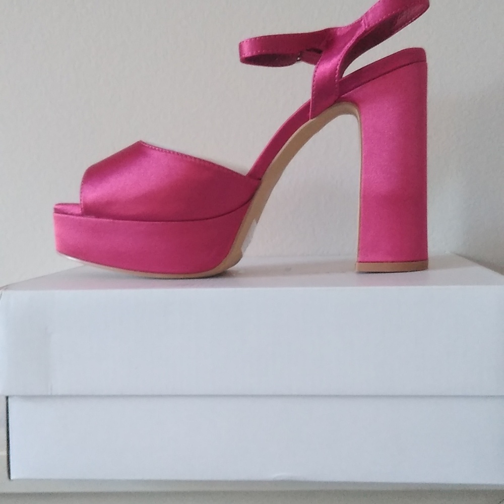 H Halston Women's Harbour Sandals